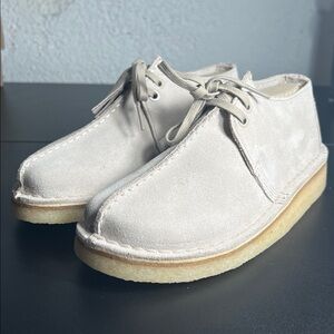 Clarks Womens Desert Trek Tan Suede Shoe size 5 1/2